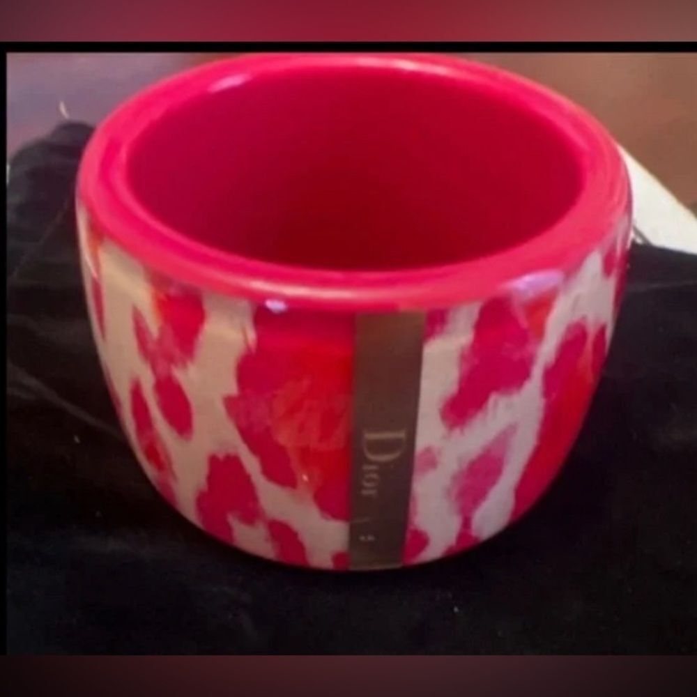 VTG *DIOR* RARE COLOR! Pink! Jungle Resin Bangle Bracelet - Picture 2 of 8